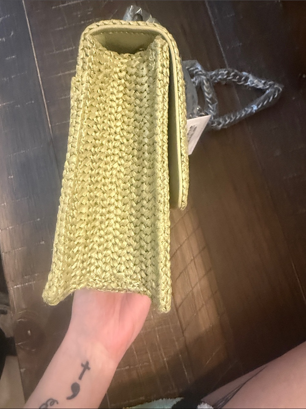 Kurt Geiger Pale Green Small Shoreditch Woven Crossbody Bag - Picture 7 of 10